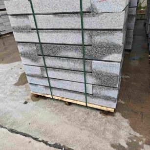 铜川芙蓉白路牙石，马路牙子