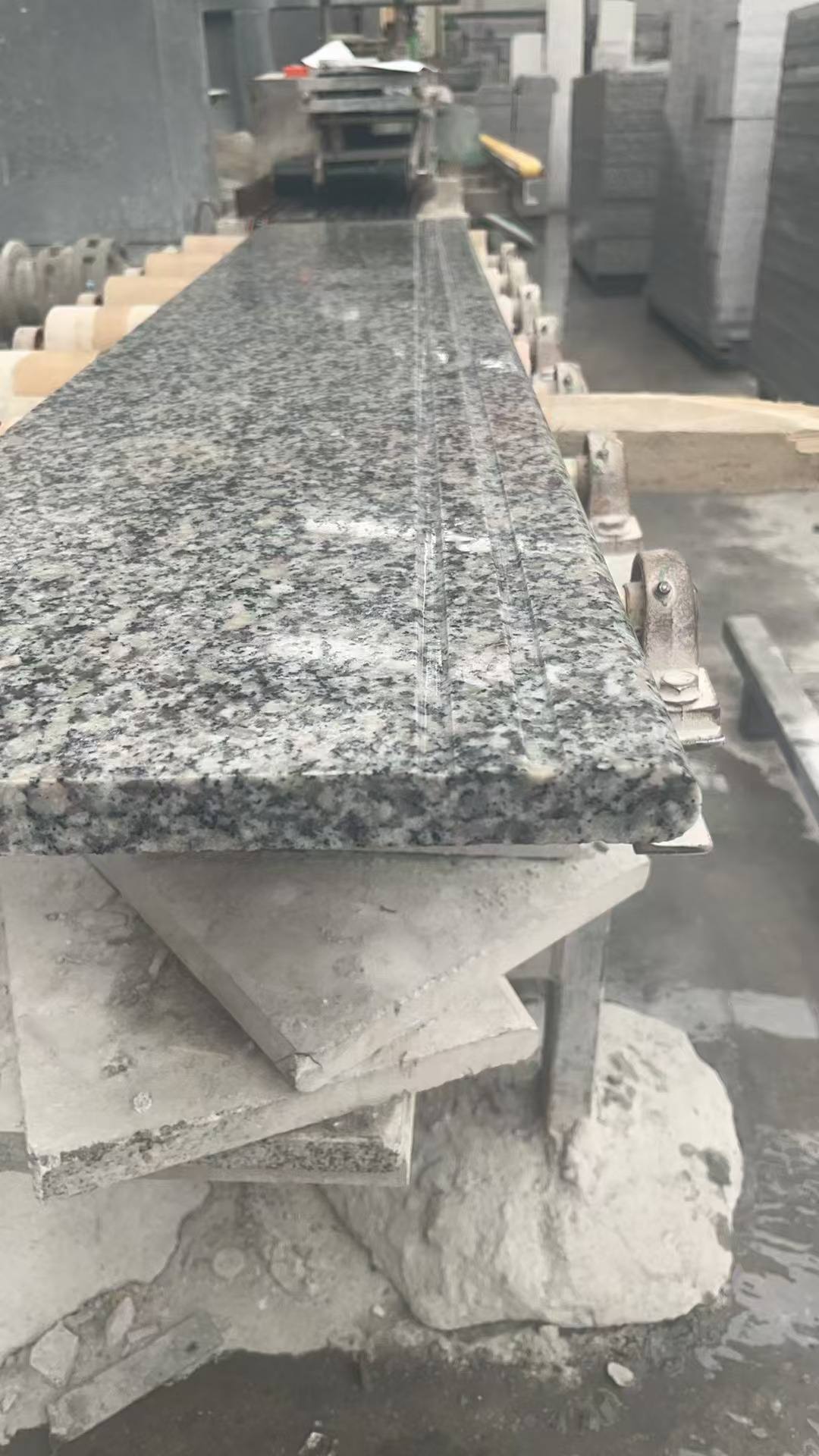 铜川芝麻白楼梯踏步 芙蓉白